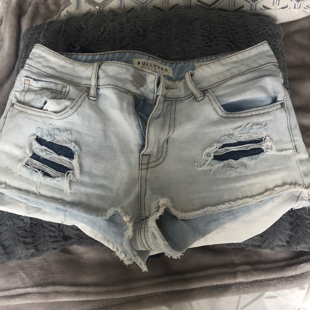 Another pair of pacsun bullhead denim shorts!